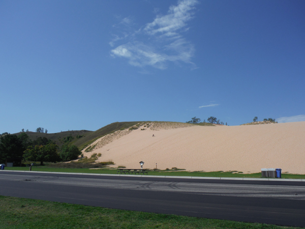the sand dune as seen from the parking lot